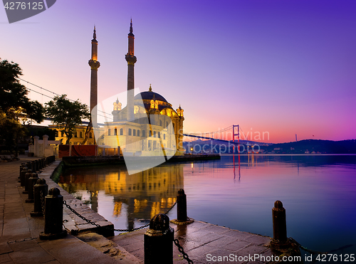 Image of Ortakoy Mosque in Istanbul