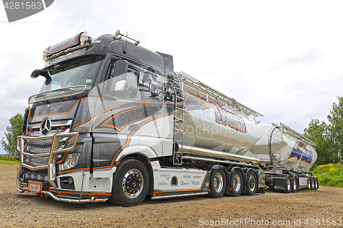 Image of Mercedes-Benz Actros UniqConcept Of Kuljetus Auvinen