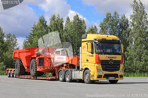 Image of Mercedes-Benz Actros Semi Hauls Mining Vehicle