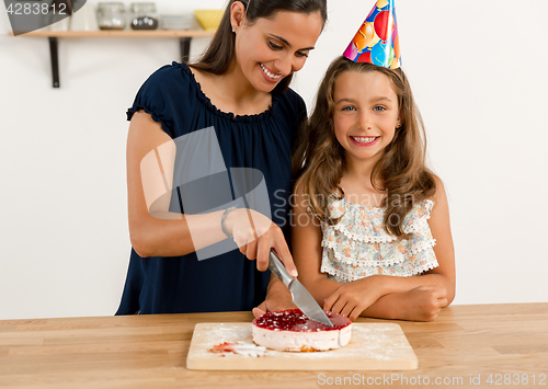 Image of Cutting the birthday cake
