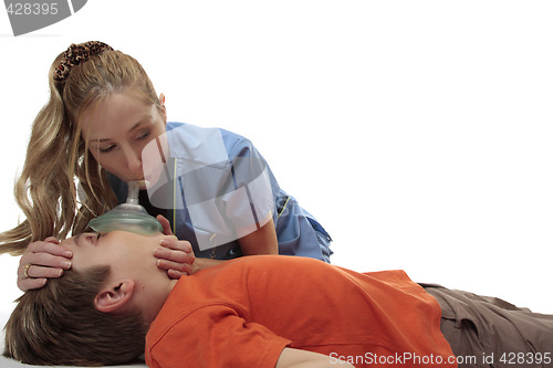 Image of Nurse using resuscitation mask