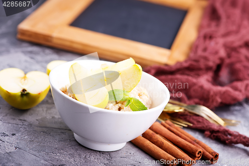 Image of oat porridge