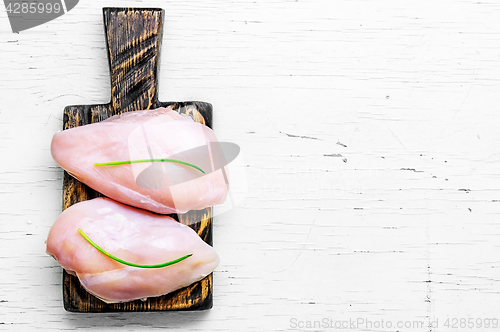 Image of raw chicken fillets