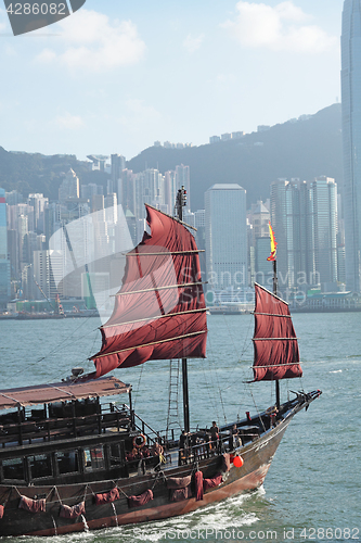 Image of Chinese sailing ship