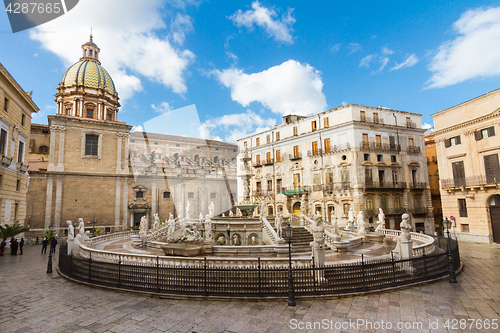 Image of Fontana Pretoria in Palermo, Sicily, Italy