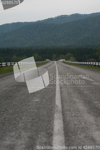 Image of Beauty road M52 called Chemalsky trakt