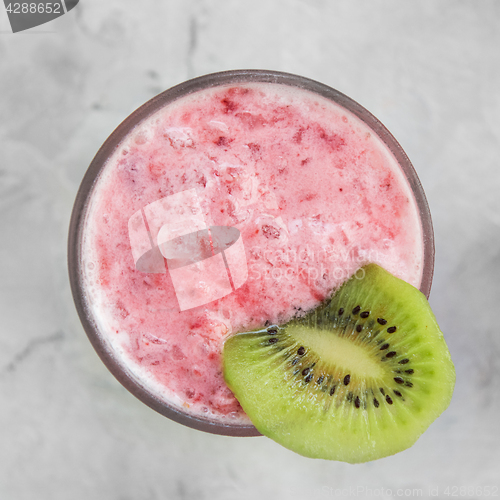 Image of Strawberry smoothie with kiwi