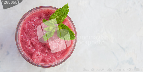 Image of Strawberry smoothie with mint