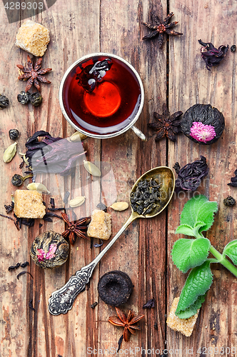 Image of Tea and ingredients