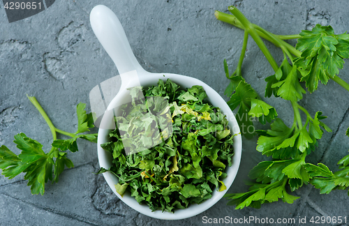 Image of dry parsley