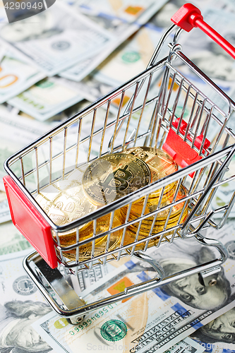 Image of Shopping cart with bitcoins