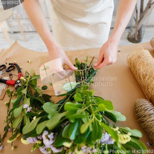 Image of Photo of florist at