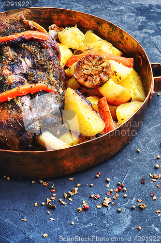 Image of Roast lamb in the pan