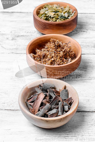 Image of dry medicinal herb