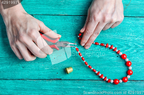 Image of Hobby making jewelry