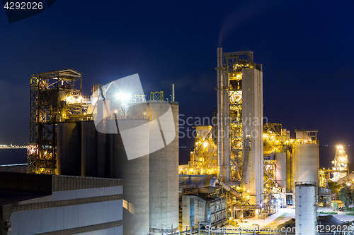 Image of Cement plant at ngiht