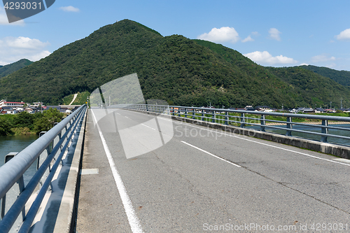 Image of Road to mountain