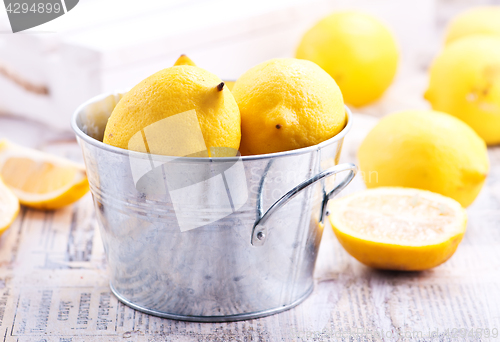 Image of fresh lemons