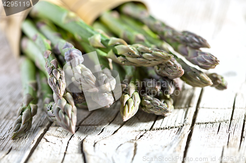 Image of bunches of fresh asparagus 