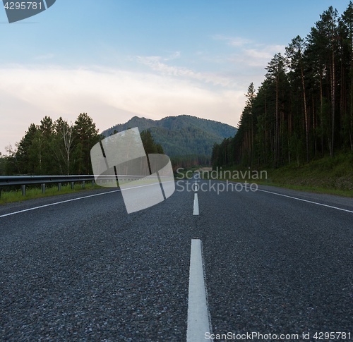 Image of Beauty road M52 called Chuiskiy trakt