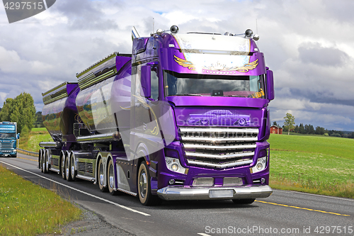 Image of New Super Truck Lowrider of Kuljetus Auvinen