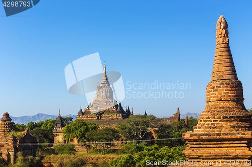 Image of Bagan buddha tower at day