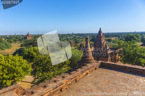 Image of Bagan buddha tower at day