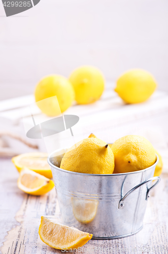 Image of fresh lemons