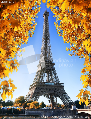 Image of Eiffel Tower and nature in autumn