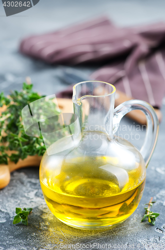 Image of thyme oil