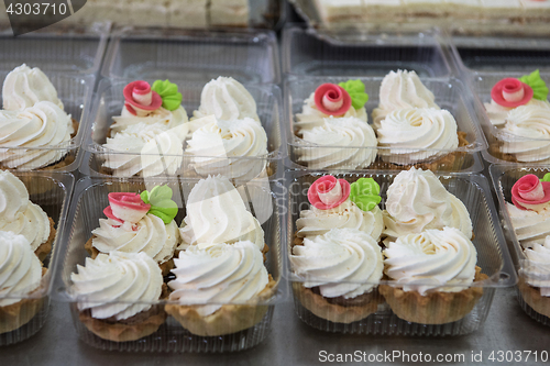 Image of Ready mini cakes