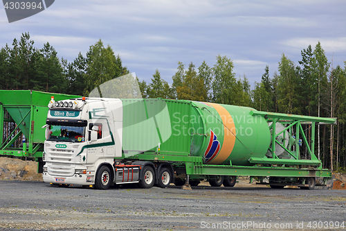 Image of White Scania Silo Trailer on Sand Pit