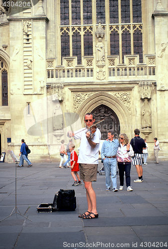 Image of Street violin player.