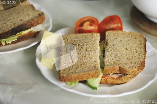Image of wholemeal salad sandwich