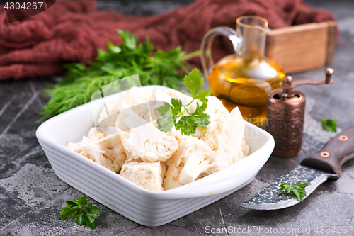 Image of raw cauliflower