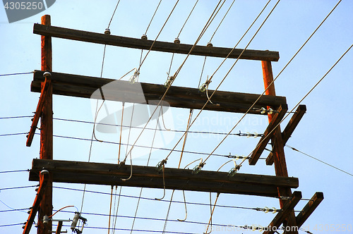 Image of Electric power lines.