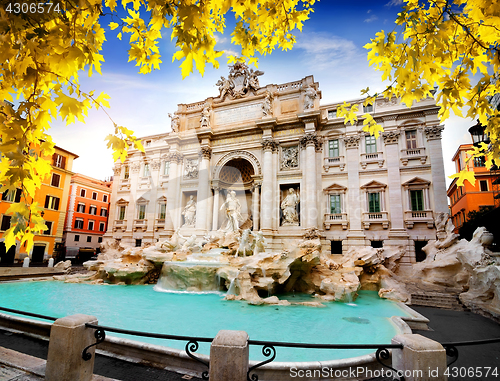 Image of Fountain di Trevi in autumn