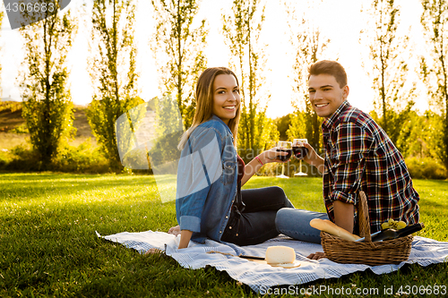 Image of Making a summer picnic