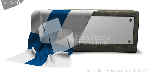 Image of steinsockel mit leerem schild und fahne von finnland