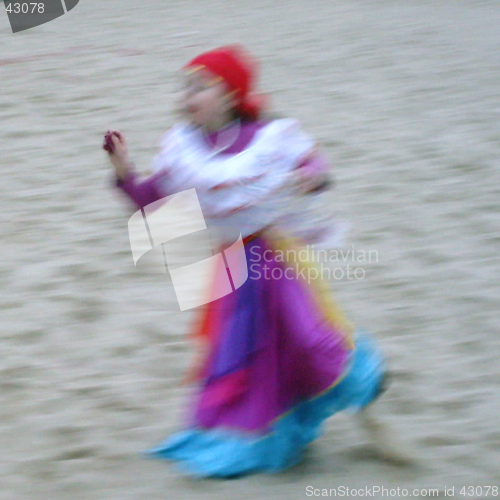 Image of small gipsy dancing