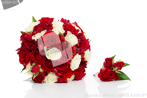 Image of bridal bouquet with red and white roses