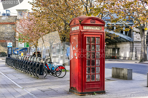 Image of London, Telephone box