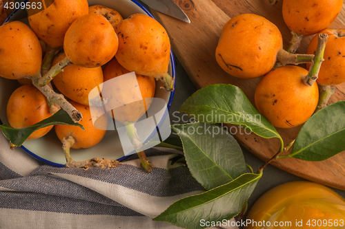 Image of loquats on kitchen counter