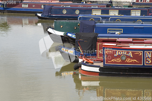 Image of Canal boats (room for text)