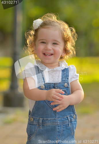 Image of Little girl smiling 