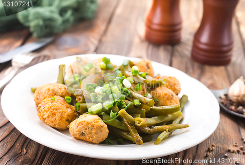 Image of meatballs with bean