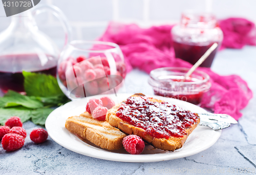 Image of toasts with jam