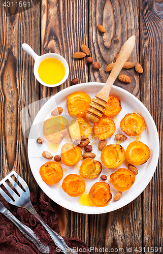 Image of apricots with honey