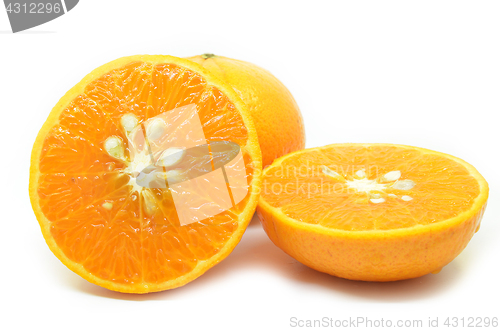 Image of Mandarin oranges with segments