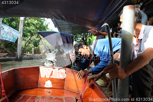 Image of Thai paparazzi take a pictures